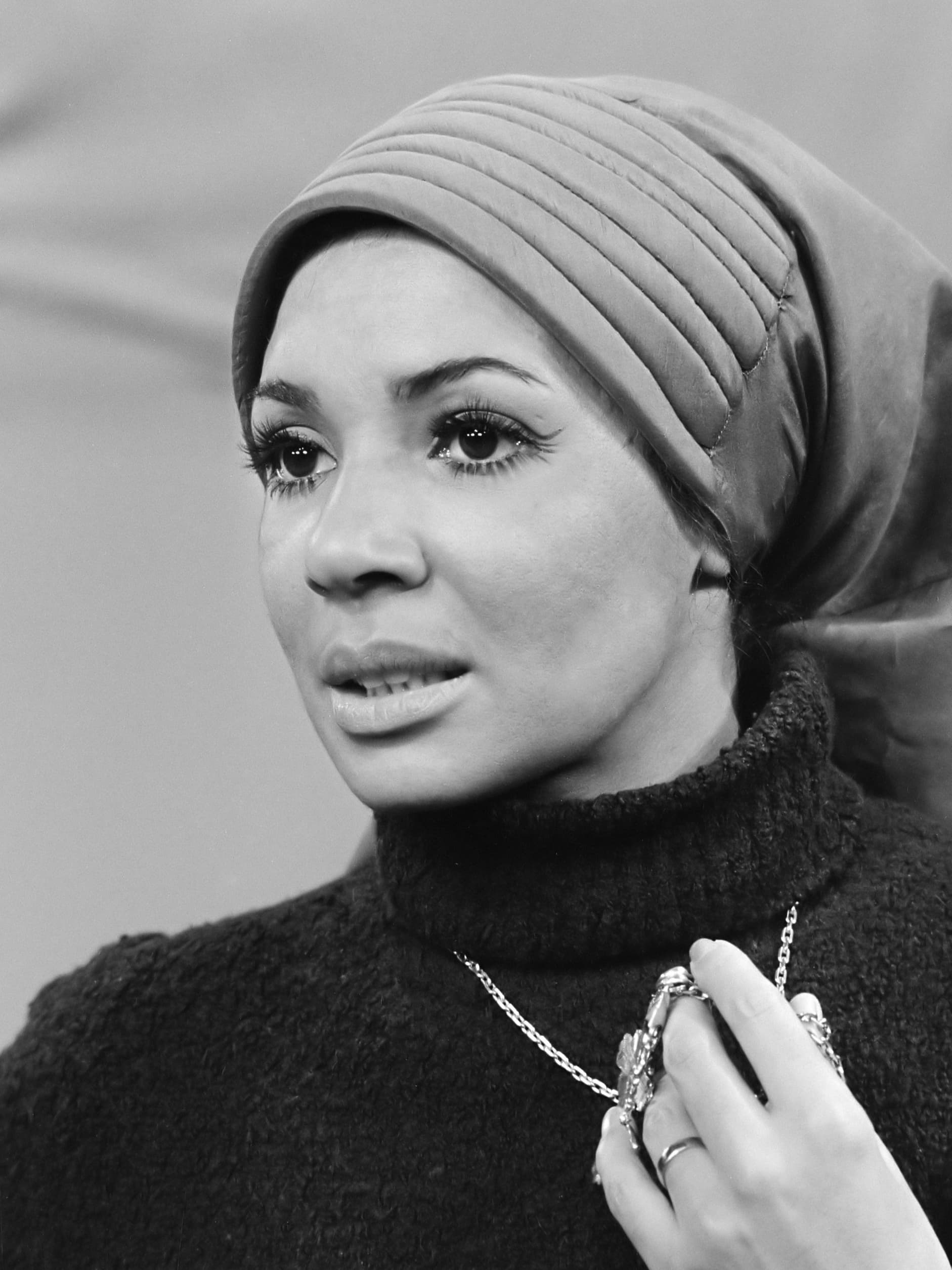 Image illustrating Shirley Bassey