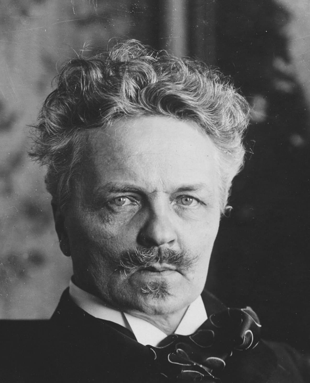 Image illustrating August Strindberg