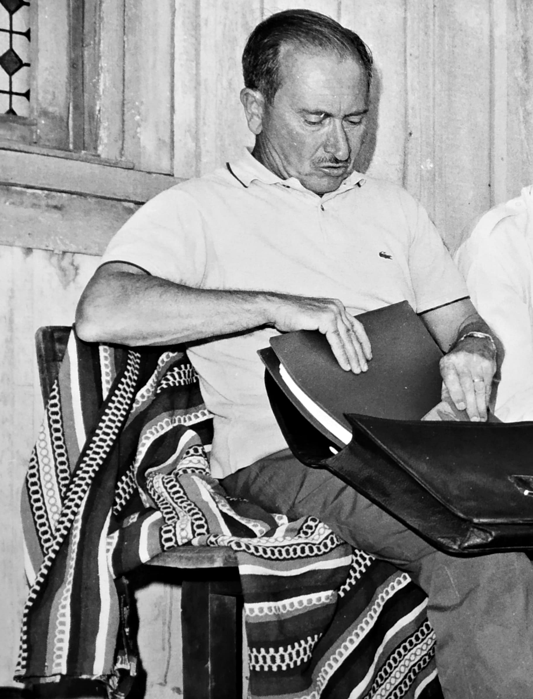 Image illustrating León Klimovsky