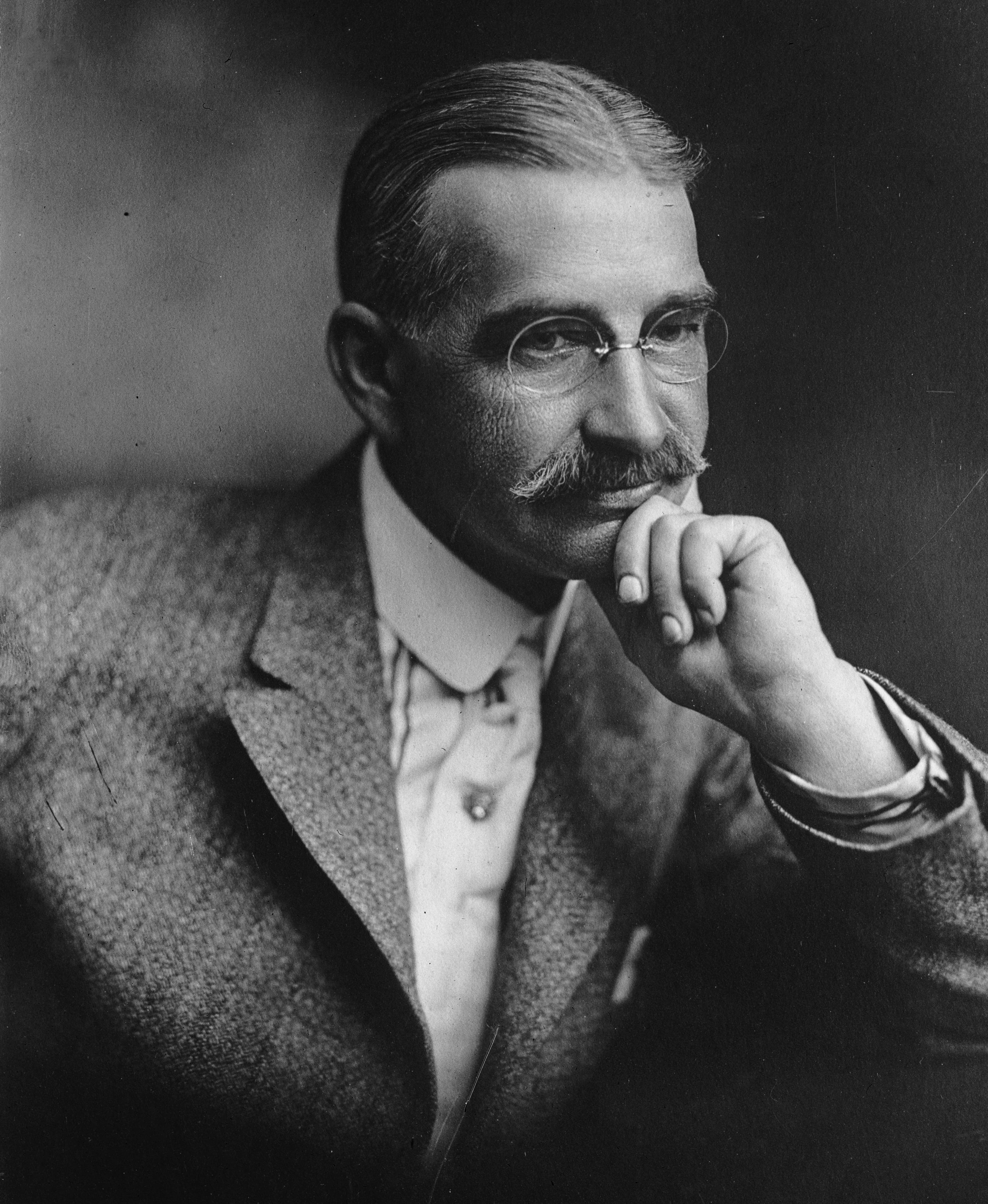 Image illustrating L. Frank Baum