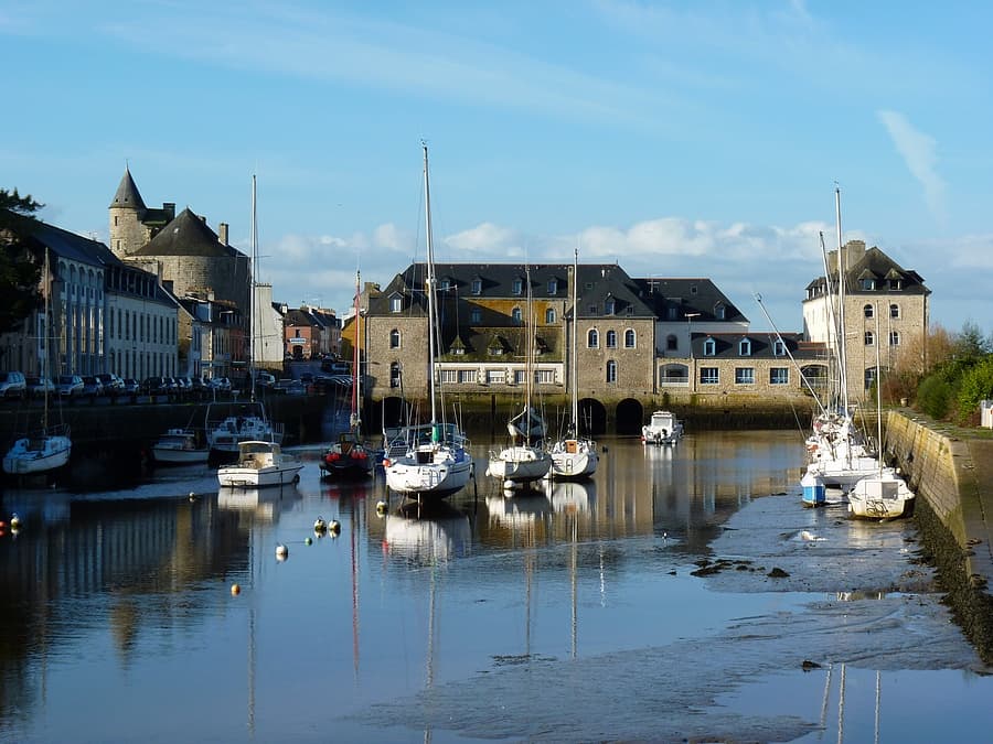 Image illustrating Pont-l'Abbé