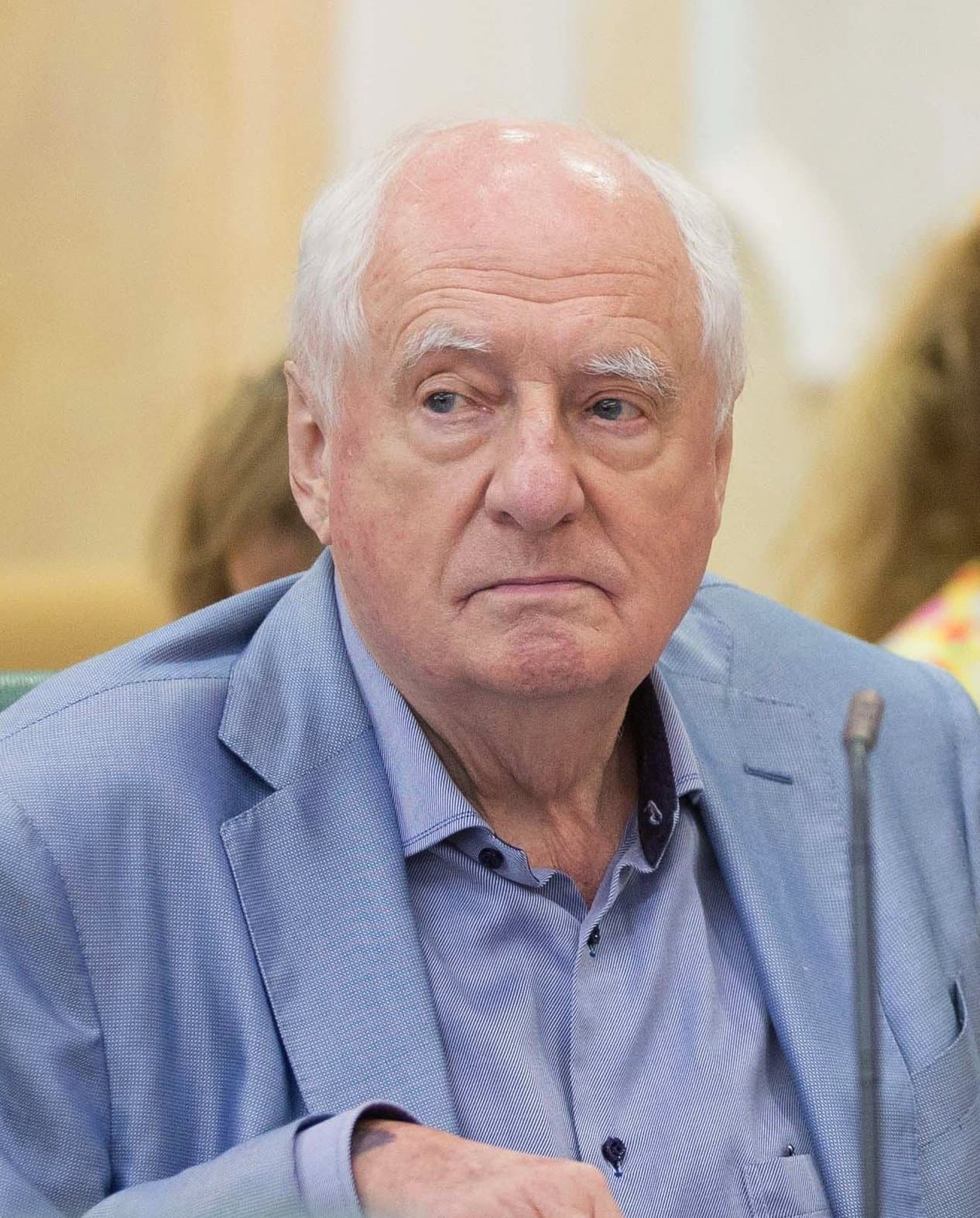 Image illustrating Mark Zakharov