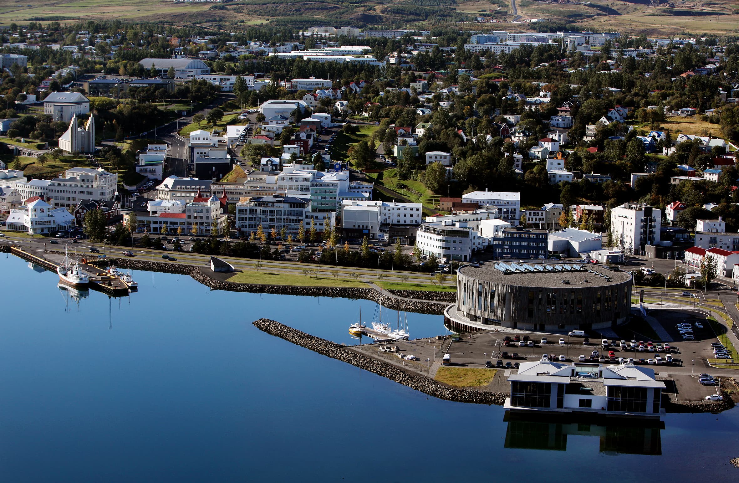 Image illustrating Akureyri