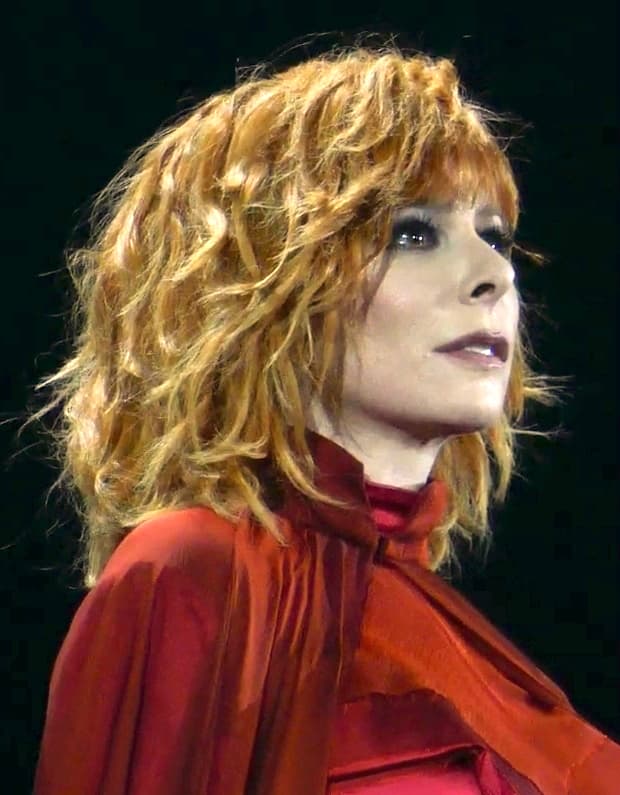 Image illustrating Mylène Farmer