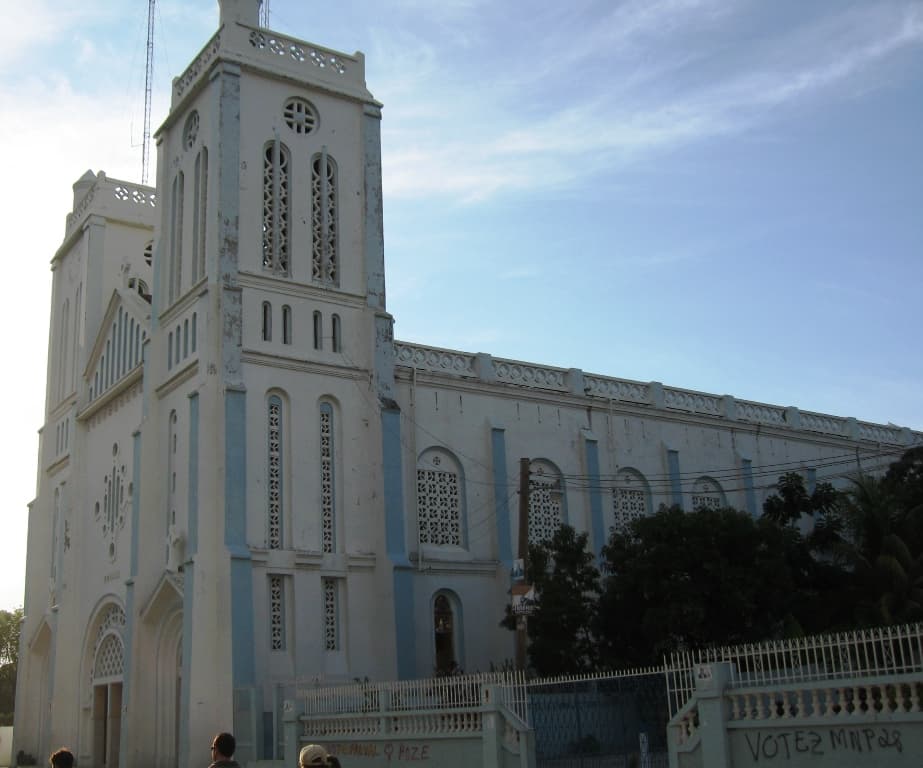 Image illustrating Les Cayes